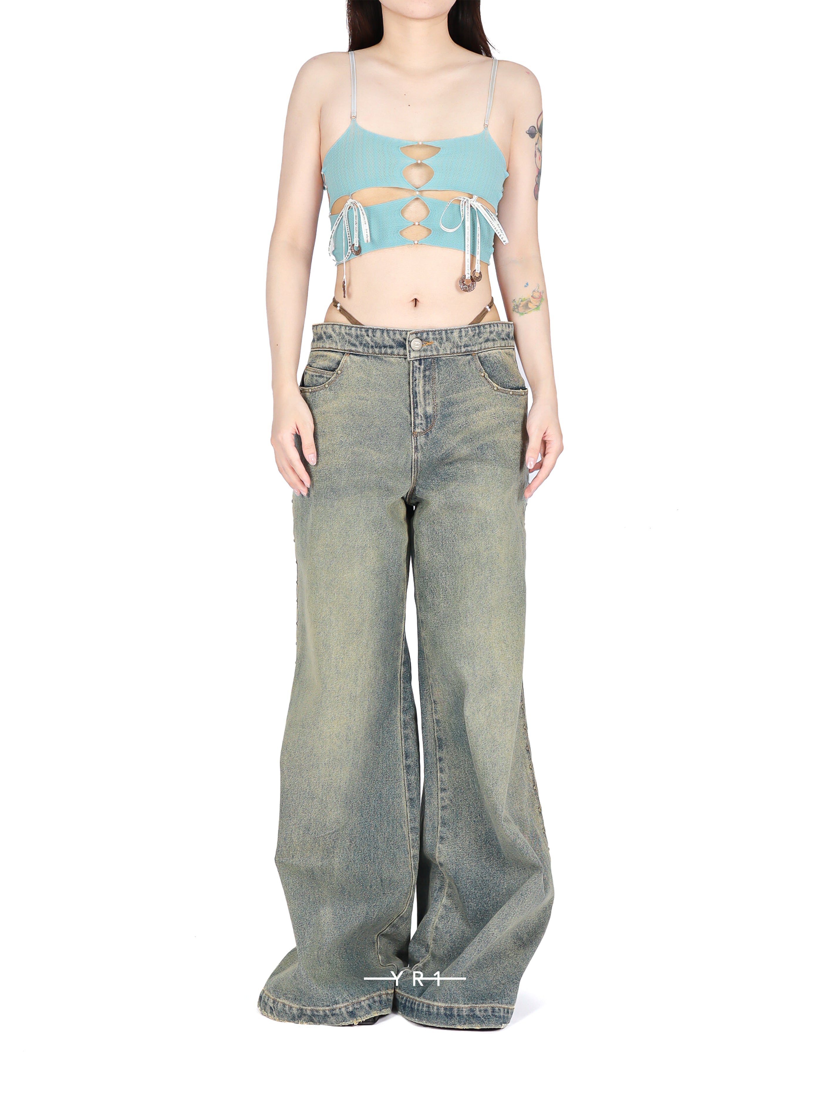 Cross-cut lace-up suspenders