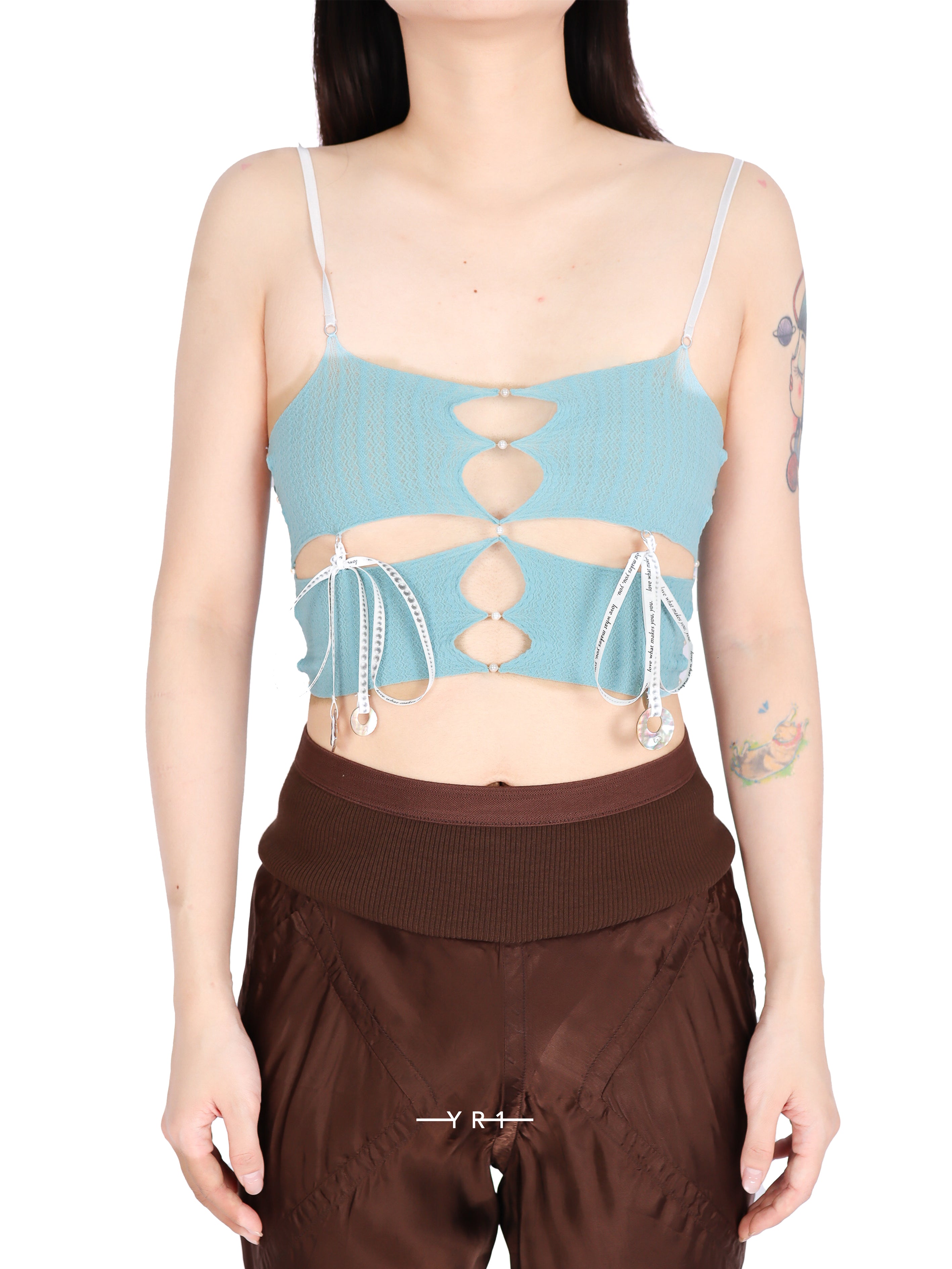 Cross-cut lace-up suspenders