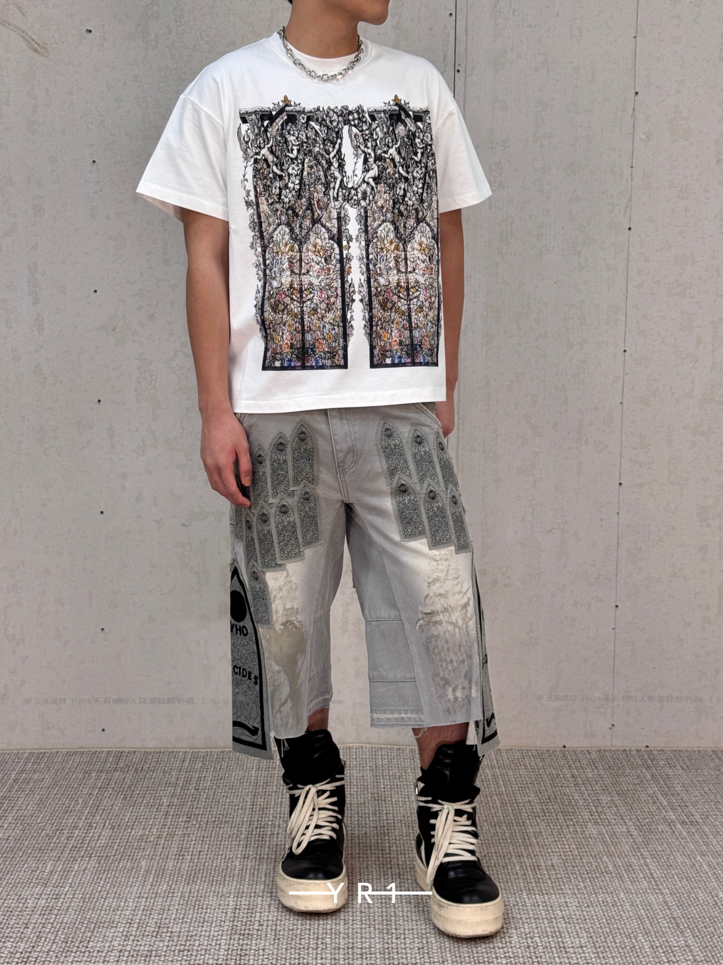 Patch Arched Carpenter Short