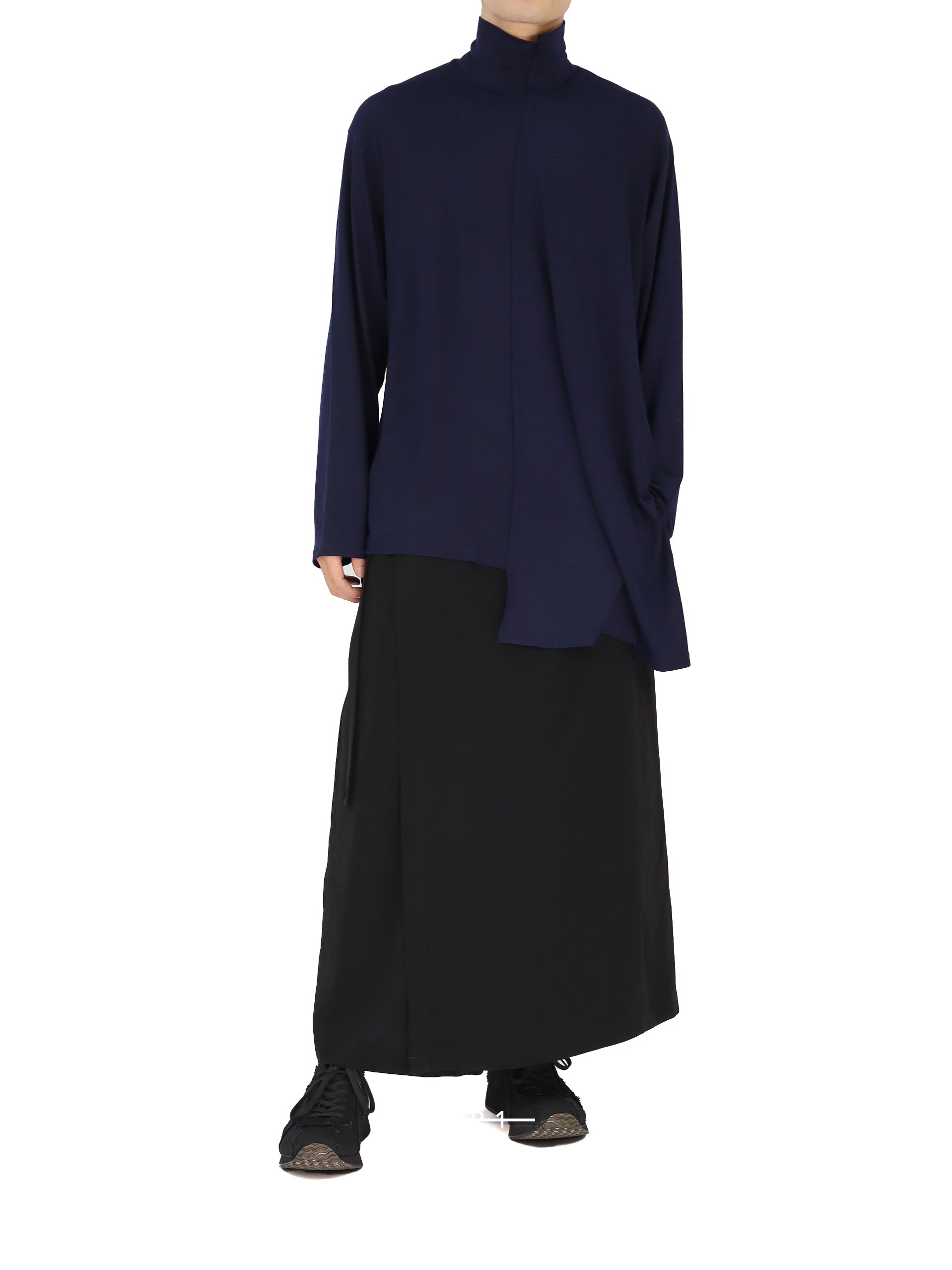 Paneled Turtle Neck Po