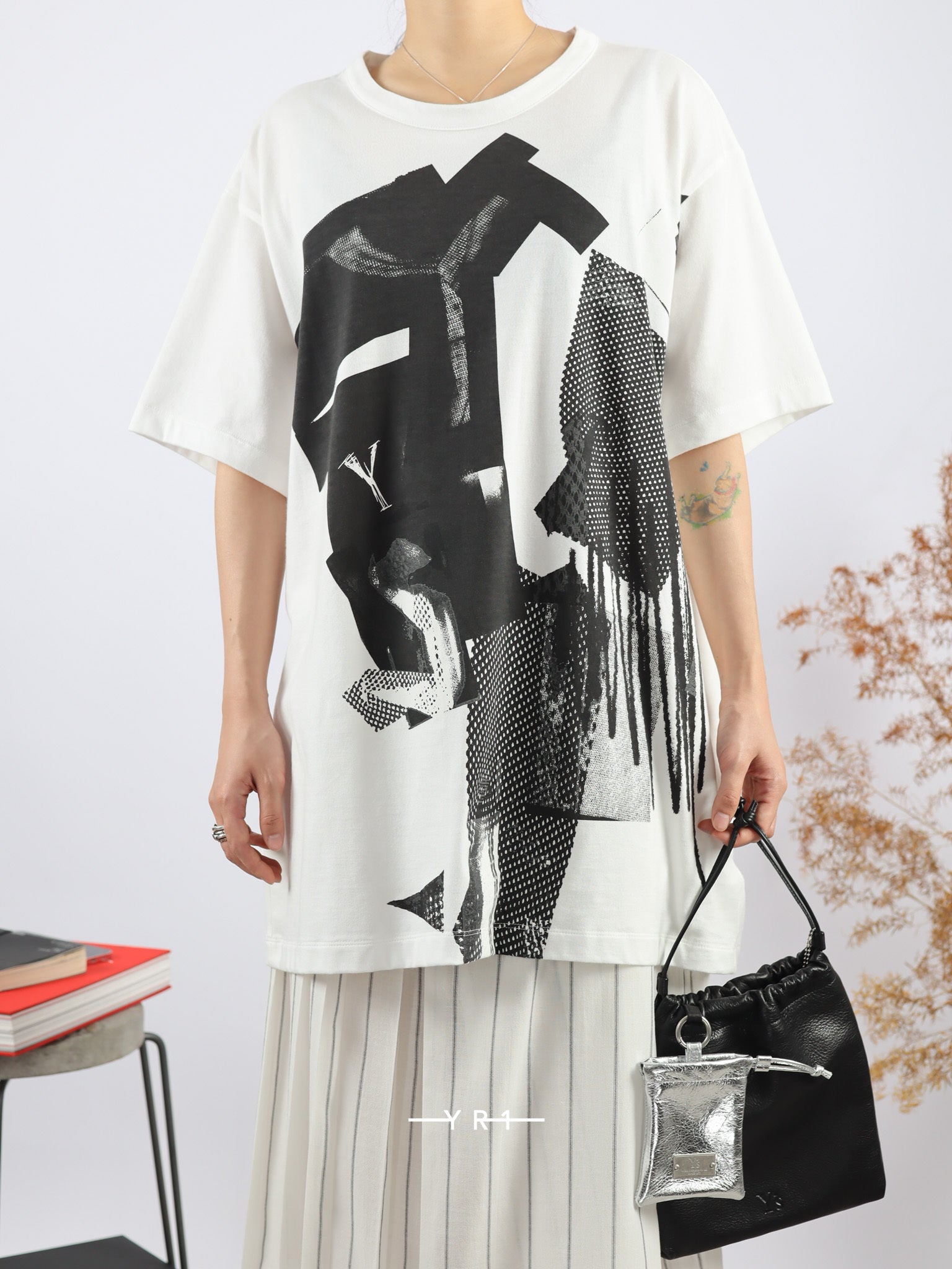 ys-Round Neck Short Sleeve T-A