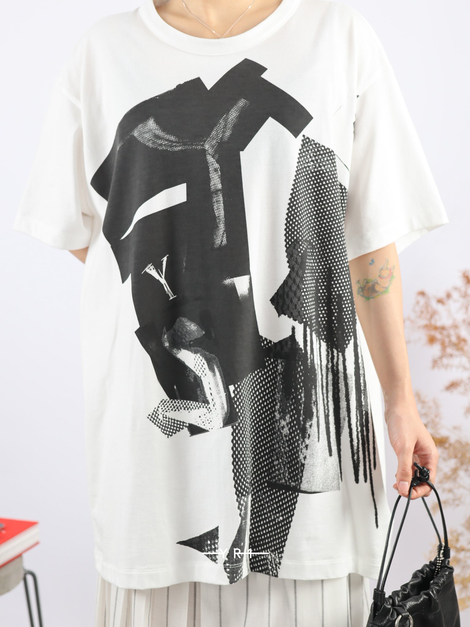 ys-Round Neck Short Sleeve T-A