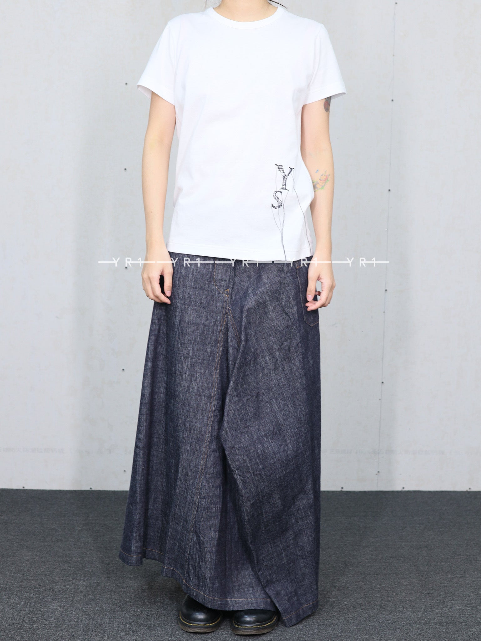 ys-Round Neck Half Sleeve T-A