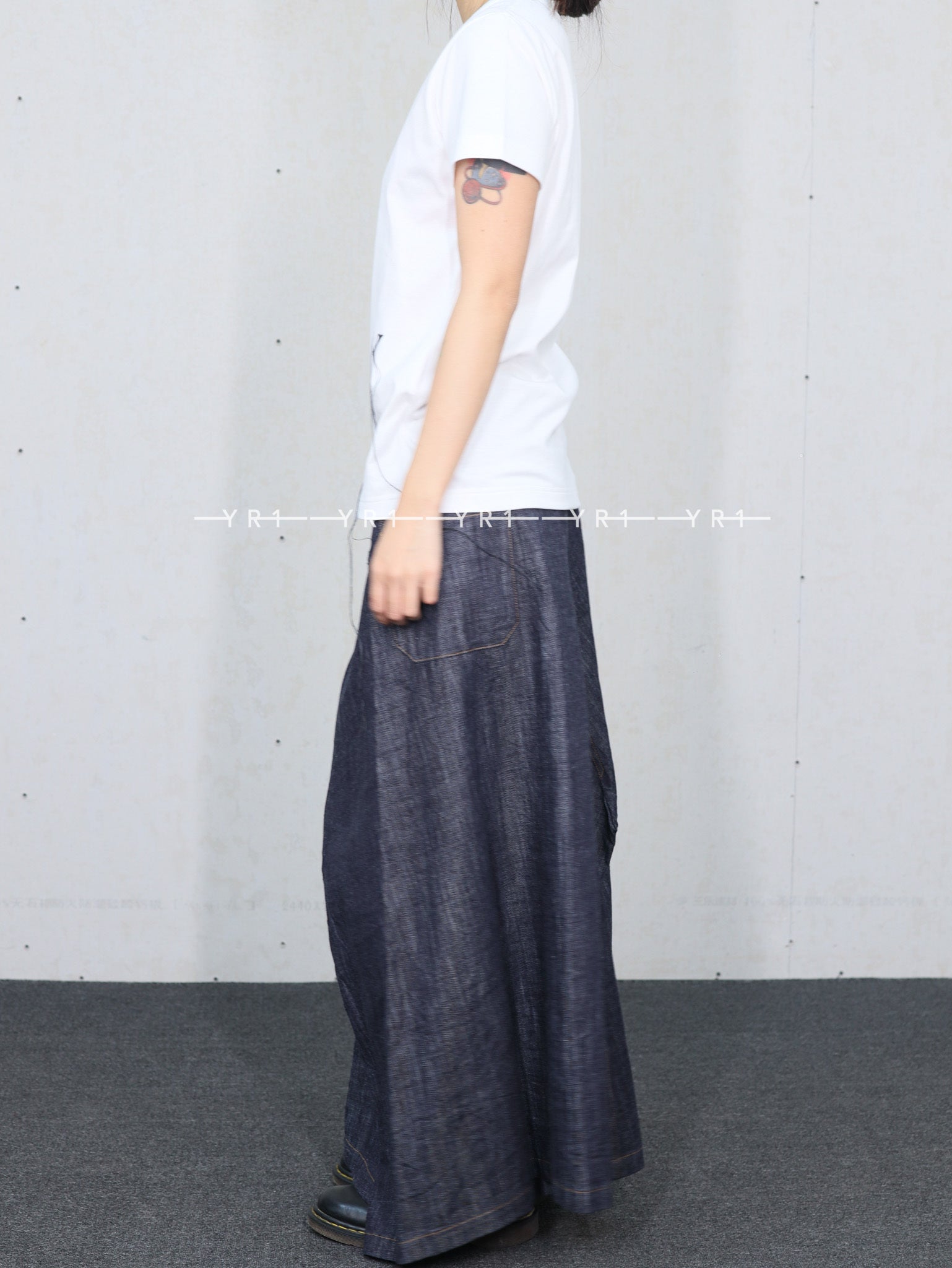 ys-Round Neck Half Sleeve T-A