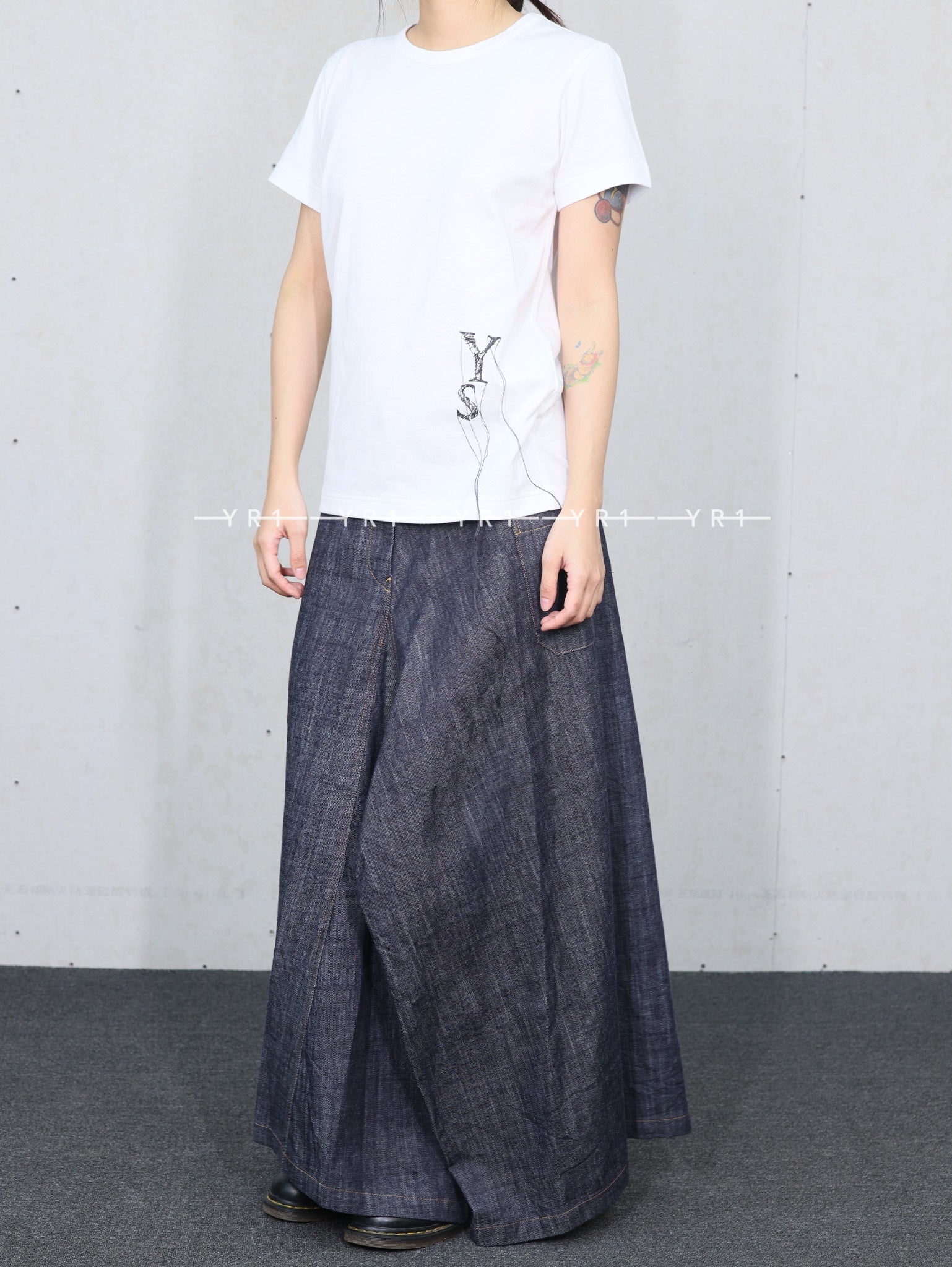 ys-Round Neck Half Sleeve T-A