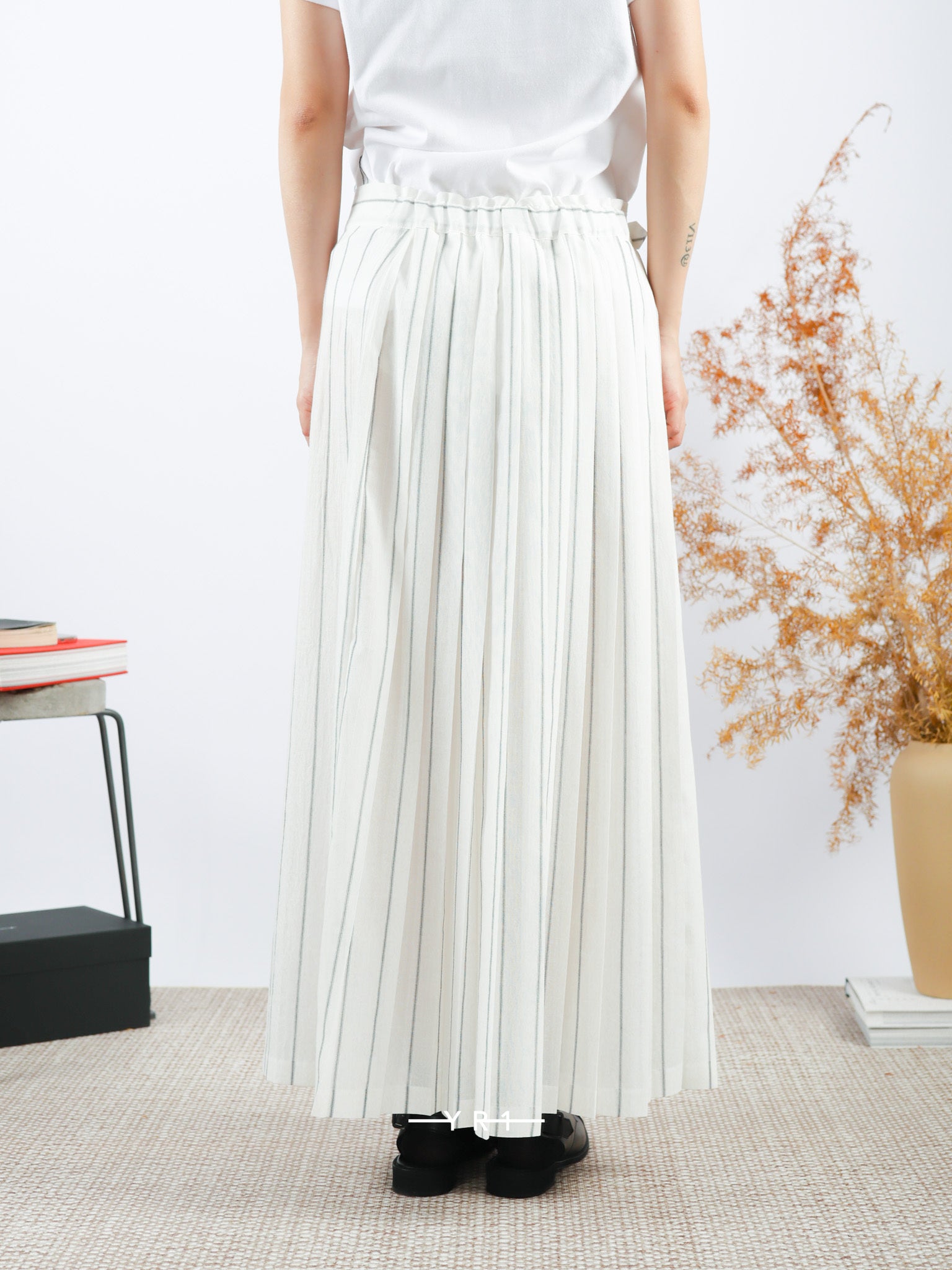 ys-I-Pleated Wrap S-White