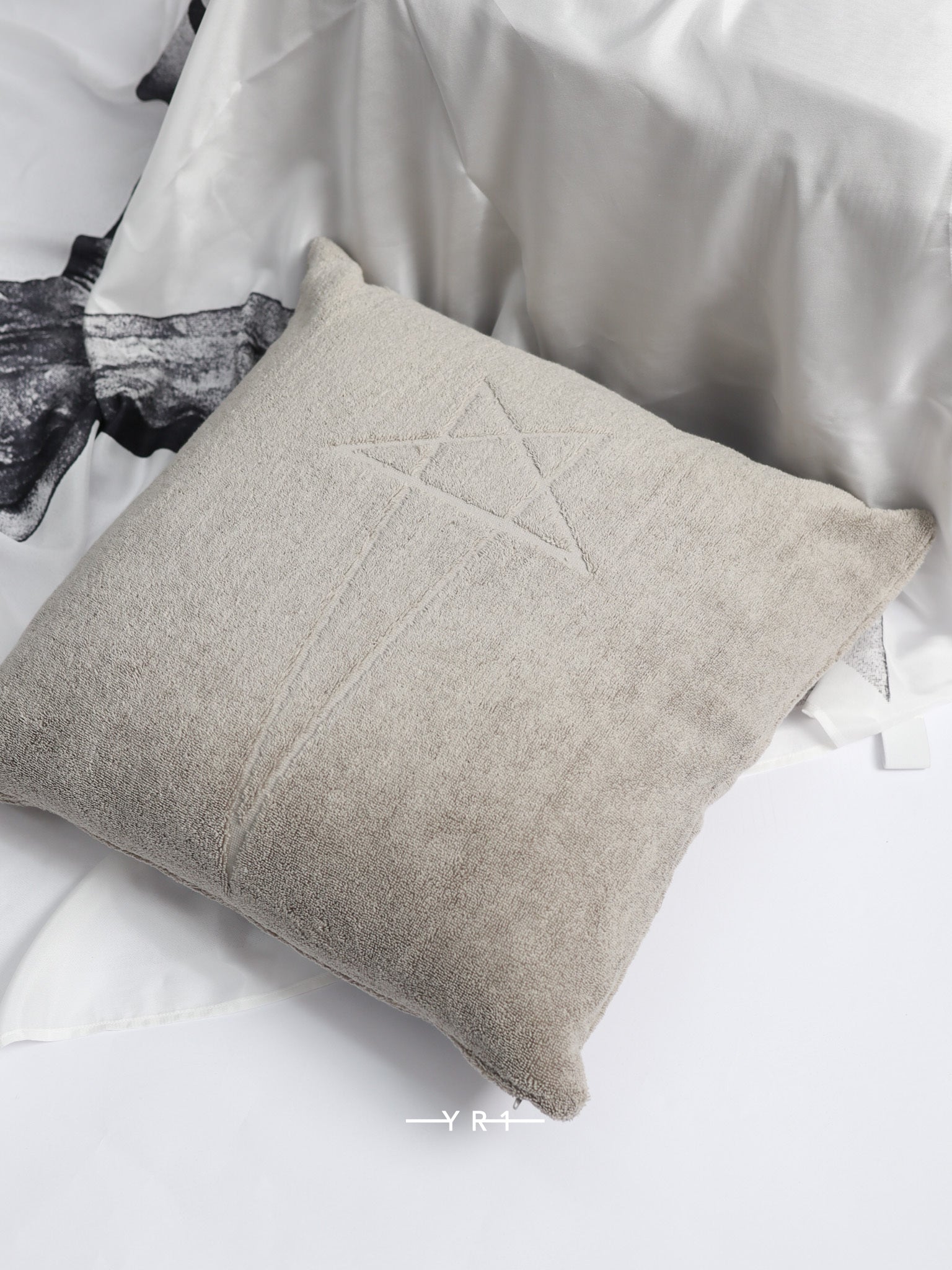 RH Beach Pillow-Prl