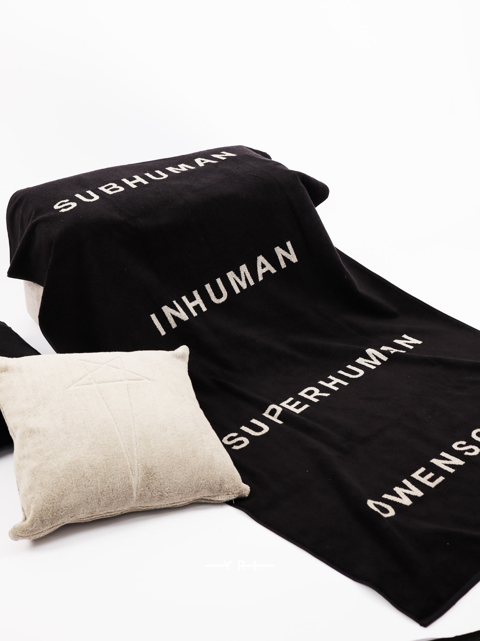 RH Beach Towel-B：L/Prl