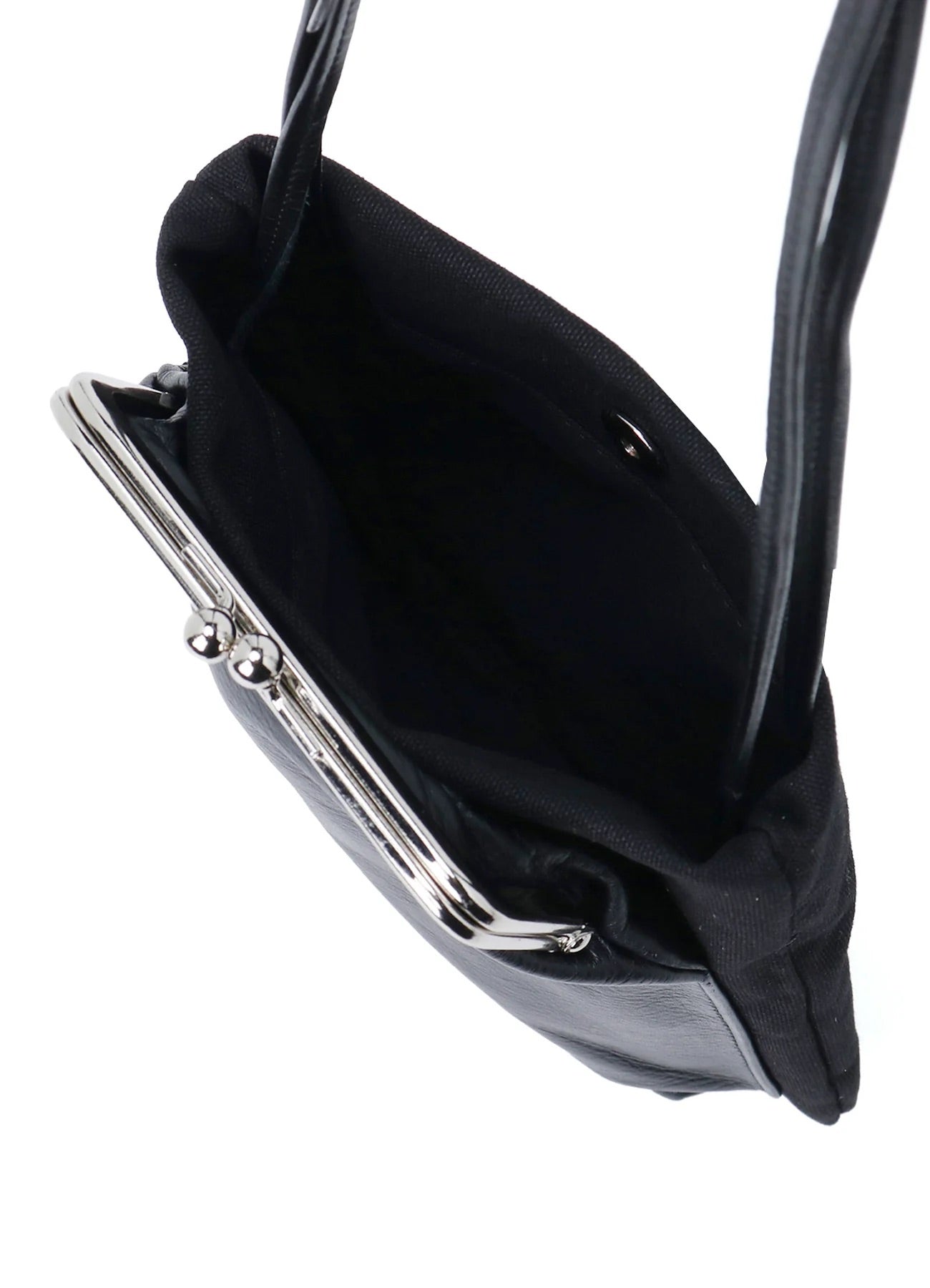 Metal Clasp Necklace