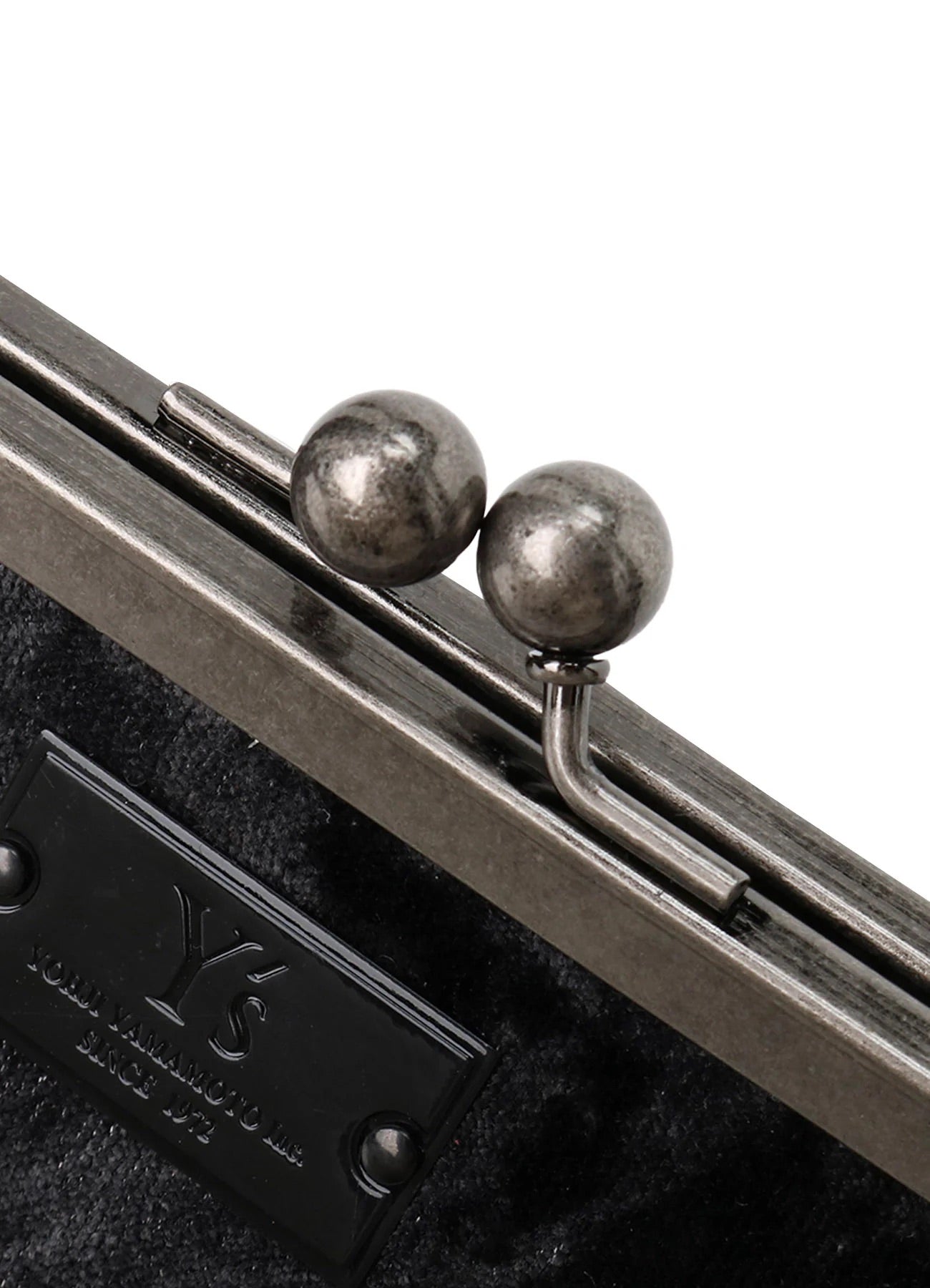 Curvy Bag W/ Metal Clasp (L)