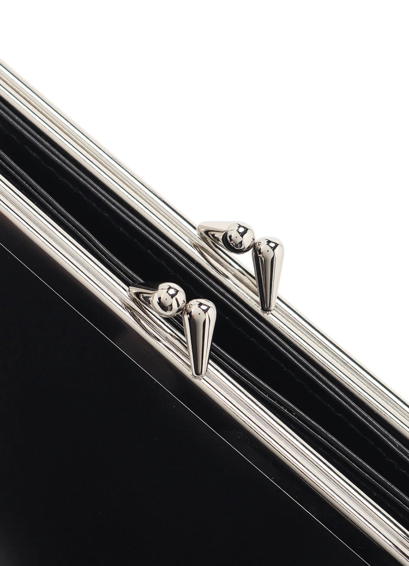 ys-W-Metal Clasp Shoulder Bag